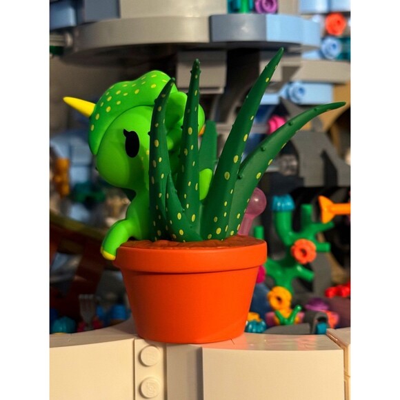 tokidoki Aloe Vera Unicorno from Botanical Unicorno Series - Picture 4 of 5